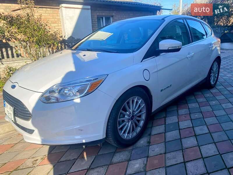 Хэтчбек Ford Focus 2012 в Здолбунове