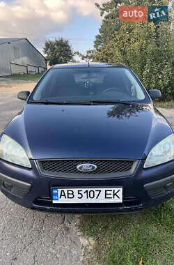 Хэтчбек Ford Focus 2006 в Шпикове