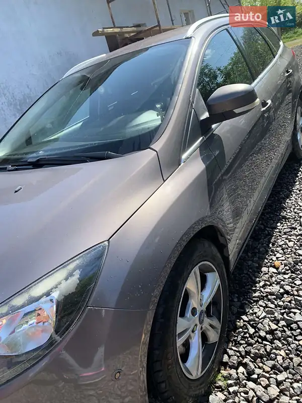 Ford Focus 2011 VIN WF0KXXGCBKBK72615 фото оголошення 45 з 77