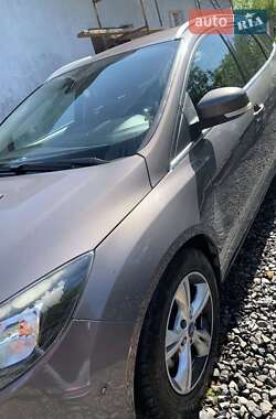 Универсал Ford Focus 2012 в 