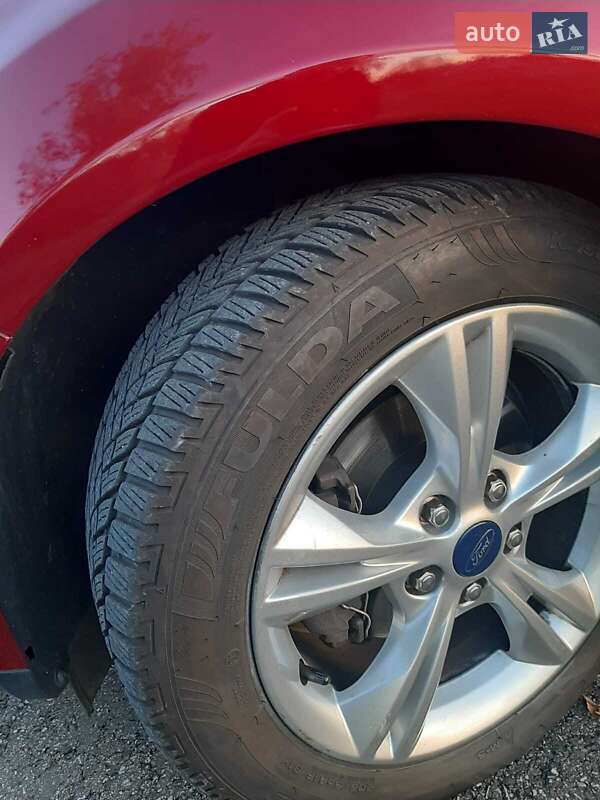Седан Ford Focus 2014 в Смеле