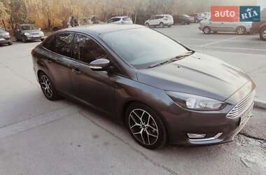 Седан Ford Focus 2017 в 