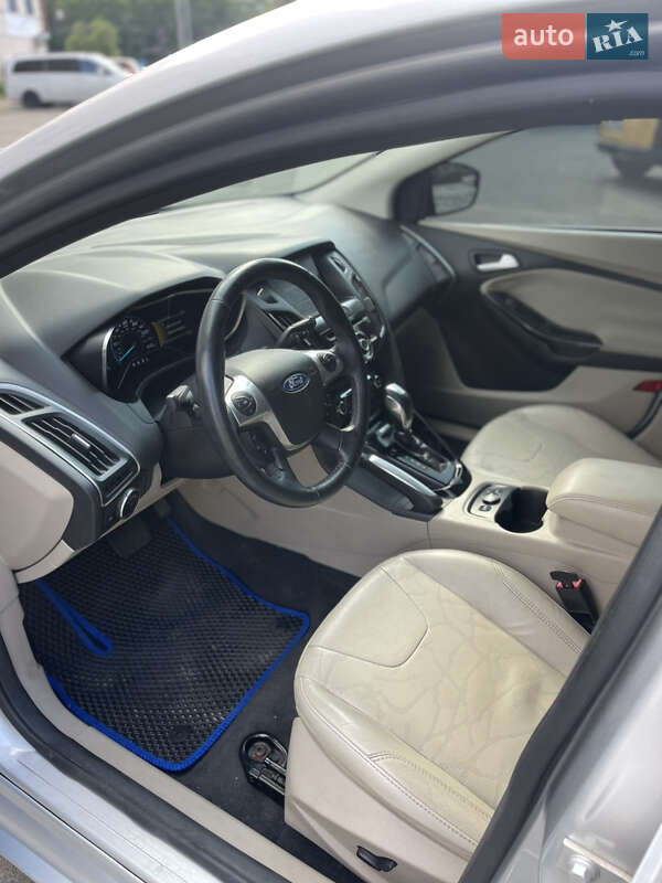 Хетчбек Ford Focus 2012 в Києві