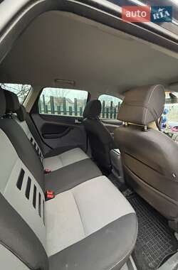 Универсал Ford Focus 2010 в 