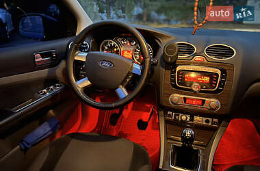 Седан Ford Focus 2008 в 