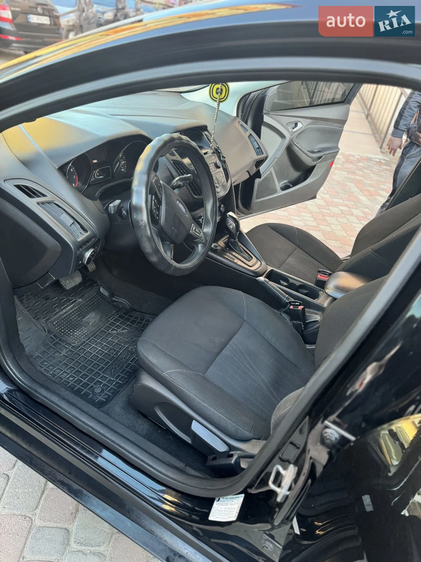 2016 Ford Focus - мініатюра 18