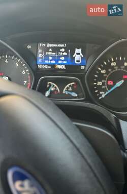 Седан Ford Focus 2016 в 