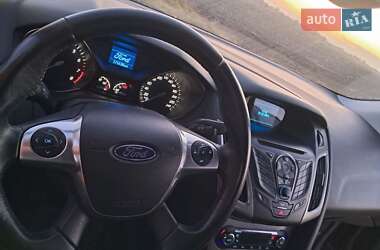 Хэтчбек Ford Focus 2014 в Калуше