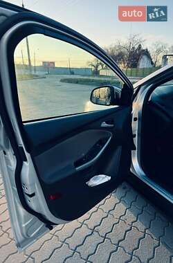 Универсал Ford Focus 2012 в 