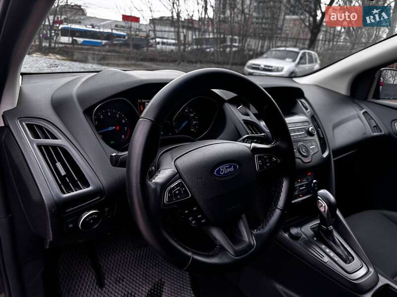 Седан Ford Focus 2018 в Днепре
