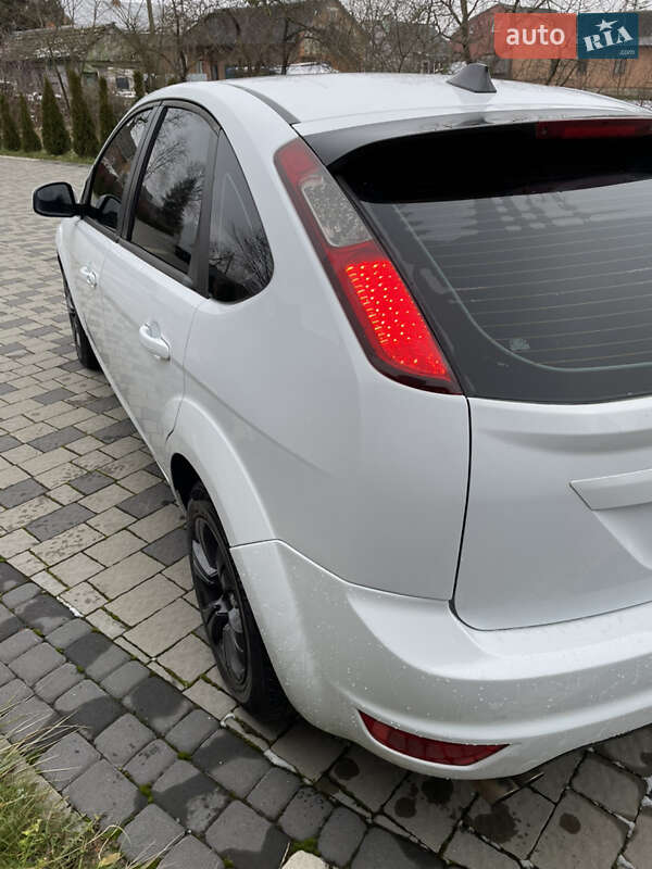 Хэтчбек Ford Focus 2008 в Жовтанцах фото 6 Хэтчбек Ford Focus 2008 в Жовтанцах