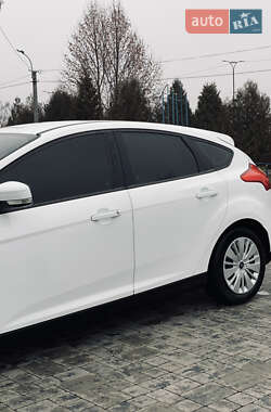 Седан Ford Focus 2015 в Здолбунове