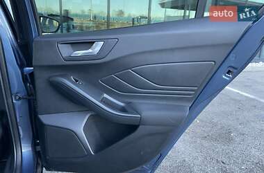 Хэтчбек Ford Focus 2020 в 