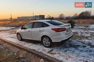 Седан Ford Focus 2016 в Яворові