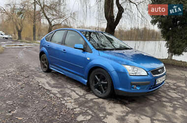 Хетчбек Ford Focus 2004 в Рівному