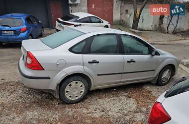 Седан Ford Focus 2006 в Южноукраинске