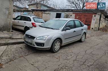 Седан Ford Focus 2006 в Южноукраинске