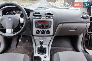 Седан Ford Focus 2011 в Березані