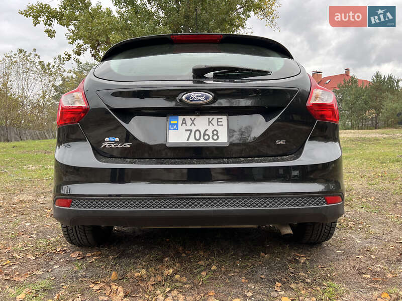 Хэтчбек Ford Focus 2014 в Киеве