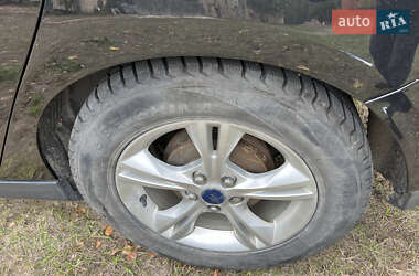 Хэтчбек Ford Focus 2014 в 