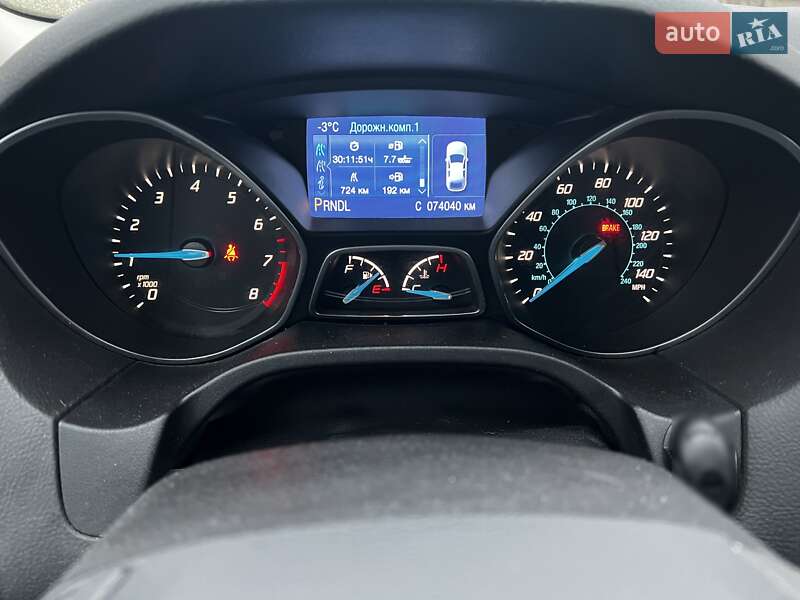 Хэтчбек Ford Focus 2014 в Киеве