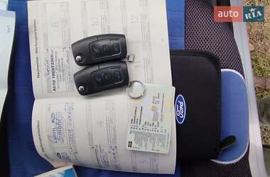 Универсал Ford Focus 2010 в 