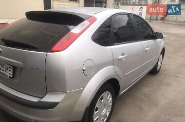 Хэтчбек Ford Focus 2007 в 