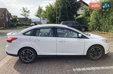 Седан Ford Focus 2013 в 