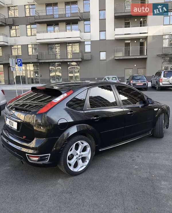 Хэтчбек Ford Focus 2006 в Киеве