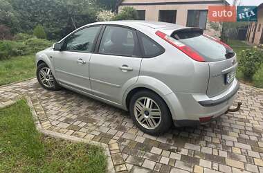 Хэтчбек Ford Focus 2007 в 