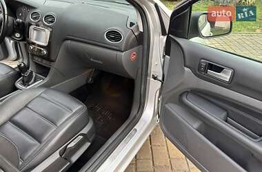 Хэтчбек Ford Focus 2007 в 