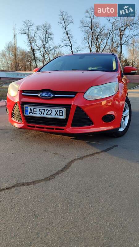 Хетчбек Ford Focus 2014 в Чернівцях фото 3 Хетчбек Ford Focus 2014 в Чернівцях