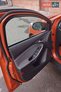 Универсал Ford Focus 2011 в 
