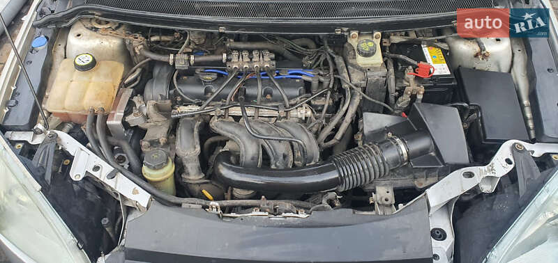 Хетчбек Ford Focus 2004 в Києві