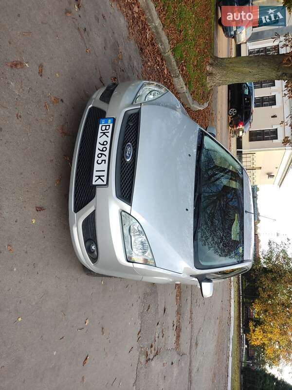 Универсал Ford Focus 2006 в Дубно