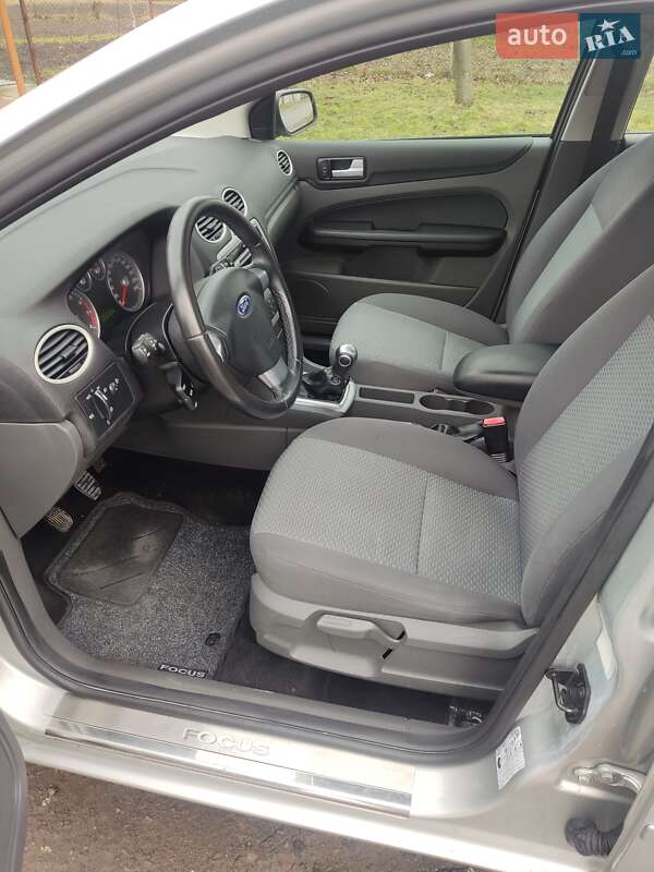 Универсал Ford Focus 2006 в Дубно