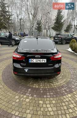 Седан Ford Focus 2013 в Львові