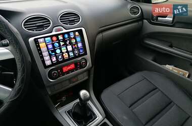 Универсал Ford Focus 2010 в 