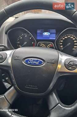 Універсал Ford Focus 2012 в Зміїві