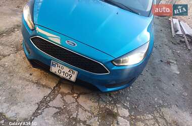 Седан Ford Focus 2015 в 