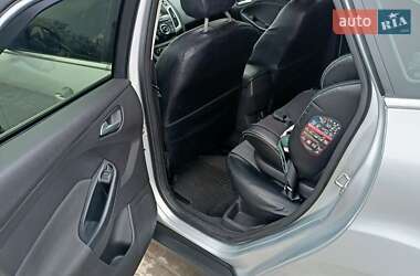 Седан Ford Focus 2013 в 
