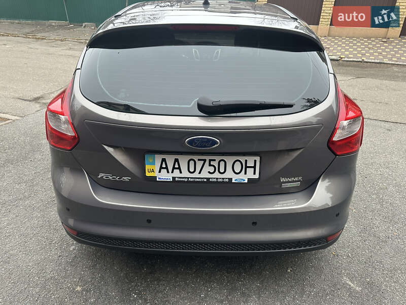 Хэтчбек Ford Focus 2013 в Киеве