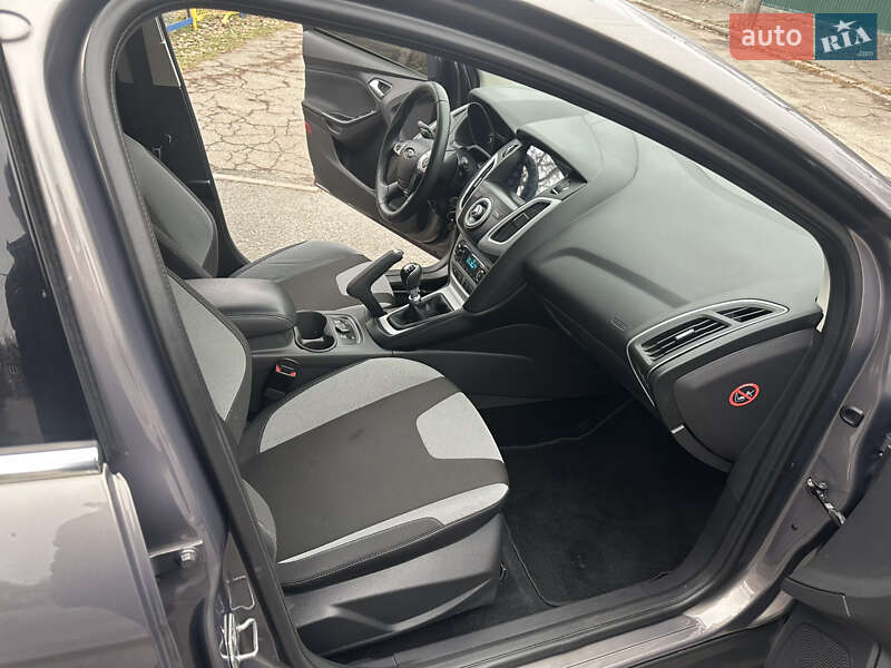 Хэтчбек Ford Focus 2013 в Киеве