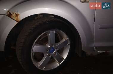 Хэтчбек Ford Focus 2007 в 