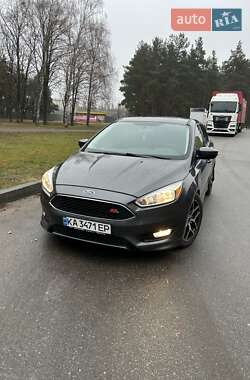 Седан Ford Focus 2015 в Кропивницком