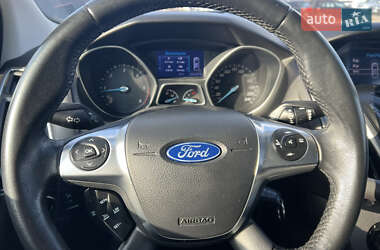 Универсал Ford Focus 2013 в 