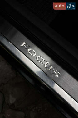 Универсал Ford Focus 2010 в 