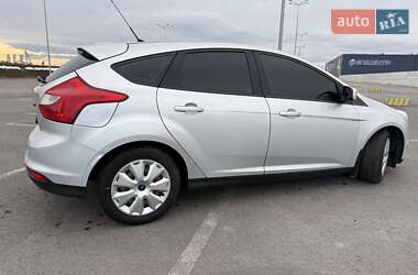 Хетчбек Ford Focus 2013 в Пустомитах