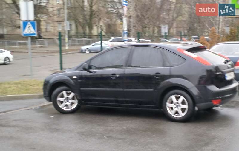 Хэтчбек Ford Focus 2005 в Киеве фото 11 Хэтчбек Ford Focus 2005 в Киеве