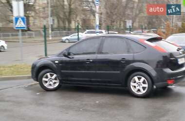 Хэтчбек Ford Focus 2005 в Киеве